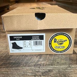 Dr Martens Sheridan black boots